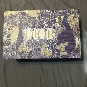 Dior b23 new size 9m